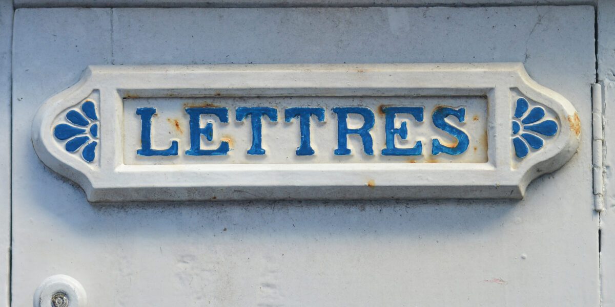 Plaque lettres